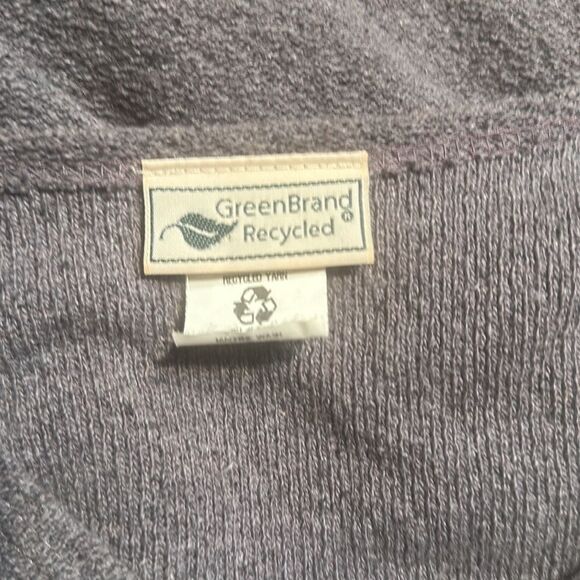 Green brand recycled top M (3375) - Picture 6 of 6